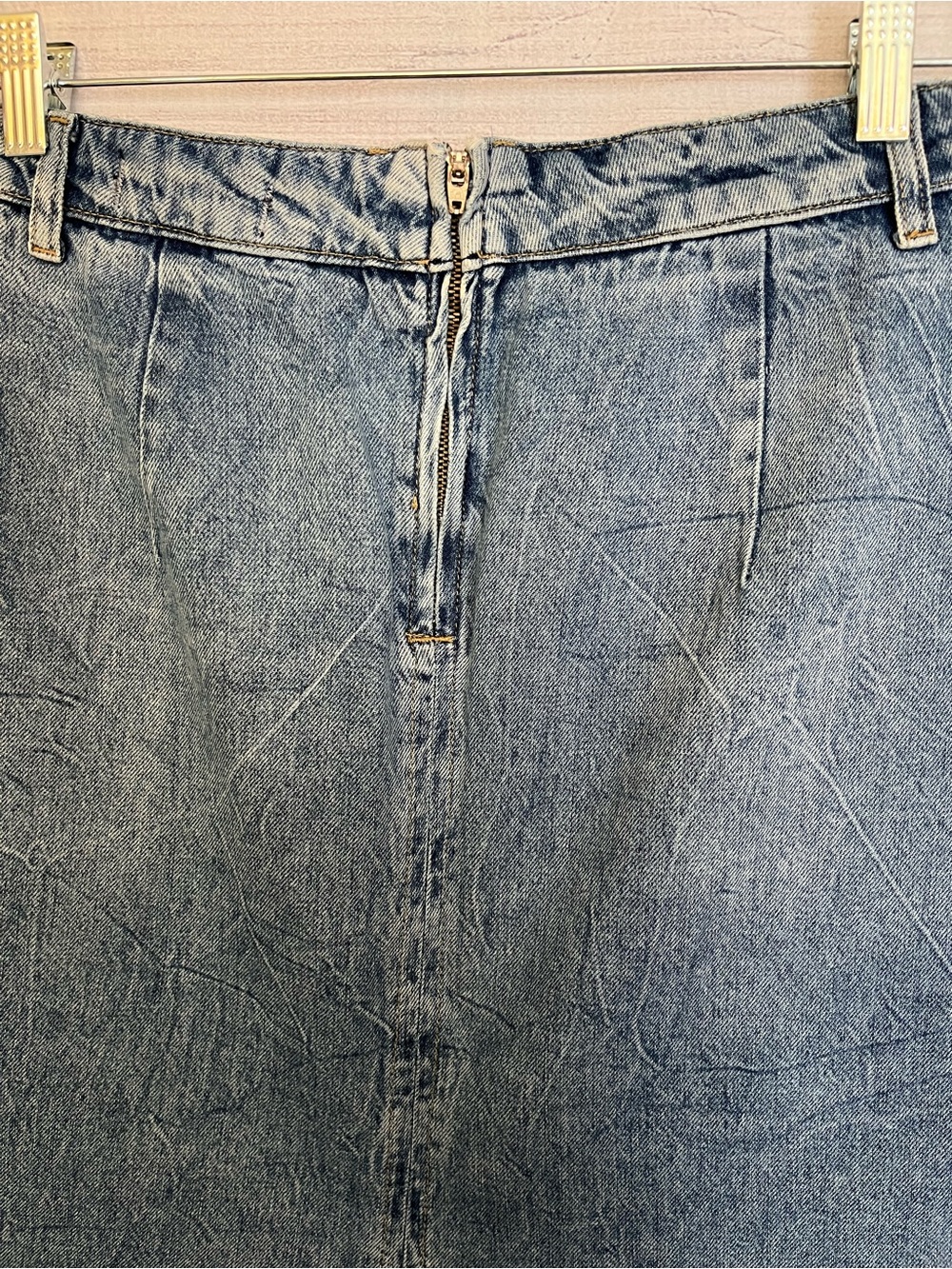 We The Free | Light Blue Distressed Denim Pencil Skirt - Picture 5 of 9